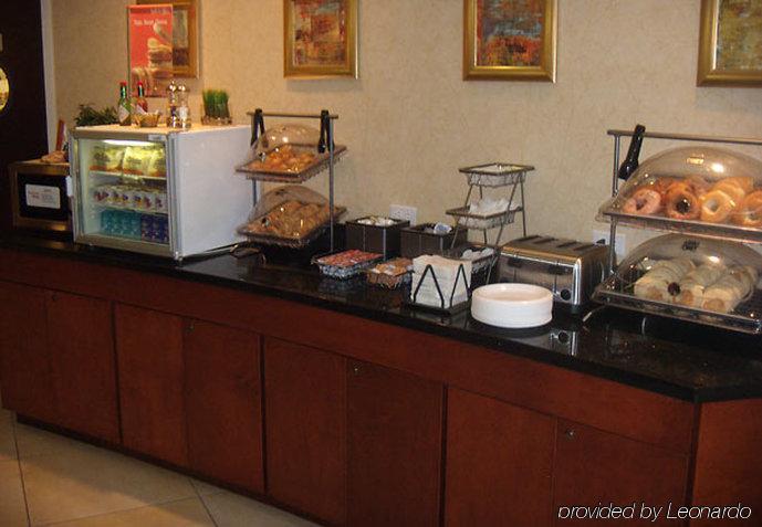 Fairfield Inn & Suites Boise Nampa Restaurant photo
